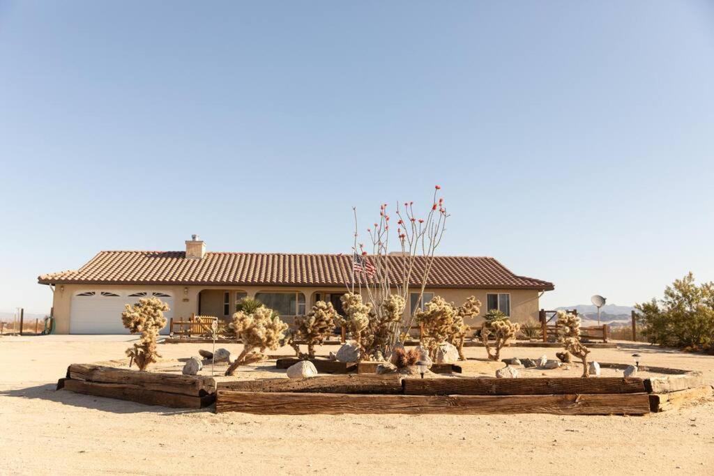 Sun Runner - Serene Desert Home W/Pool & Hot Tub Twentynine Palms Buitenkant foto