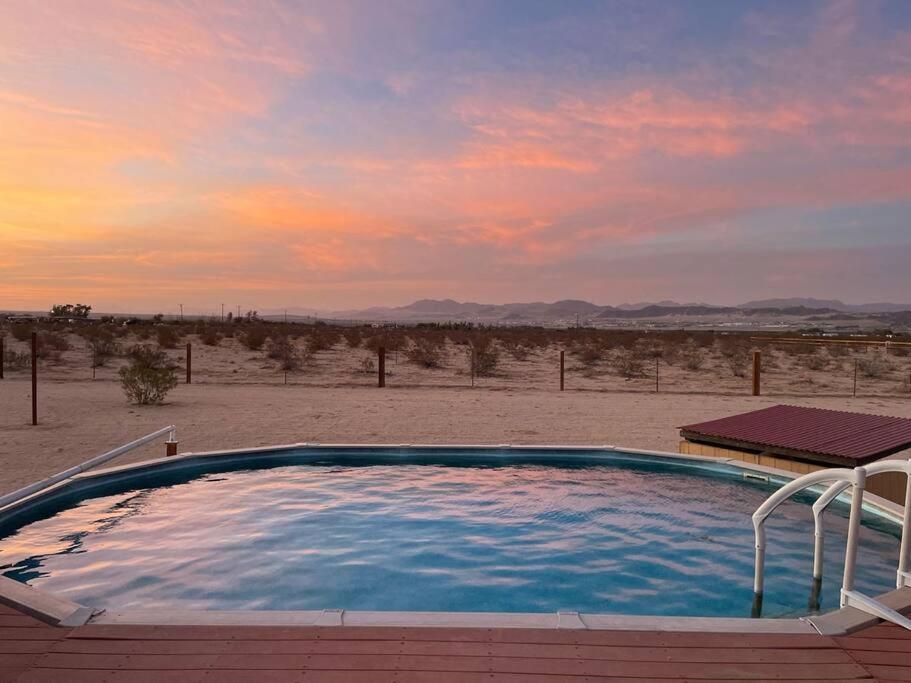 Sun Runner - Serene Desert Home W/Pool & Hot Tub Twentynine Palms Buitenkant foto